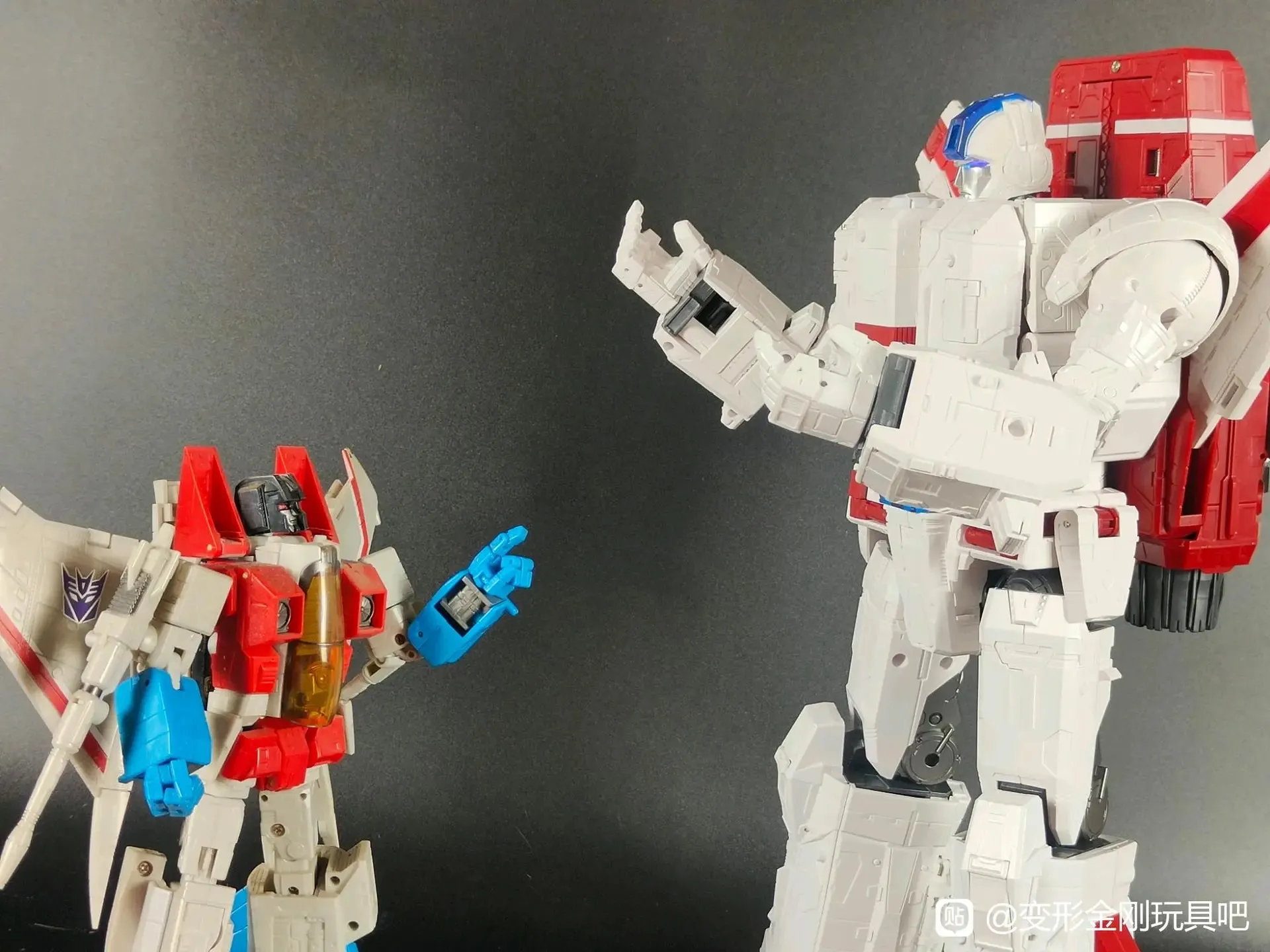 4th party Vincoroor V33-06 Fire of The Sky (Oversized OS KO WFC Siege WFC-S28 Jetfire)