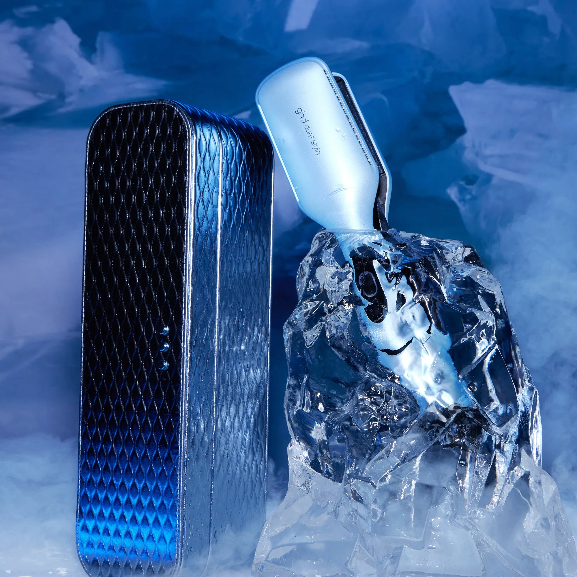 ghd Duet Style Limited-Edition Gift Set - 2-in-1 Hot Air Styler in Icy Blue